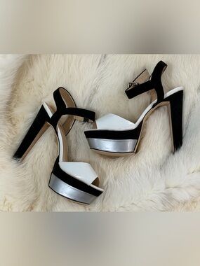 LUICHINY Platform 6 Inch Heels In Black & White Color Block Size 9 Worn ONCE